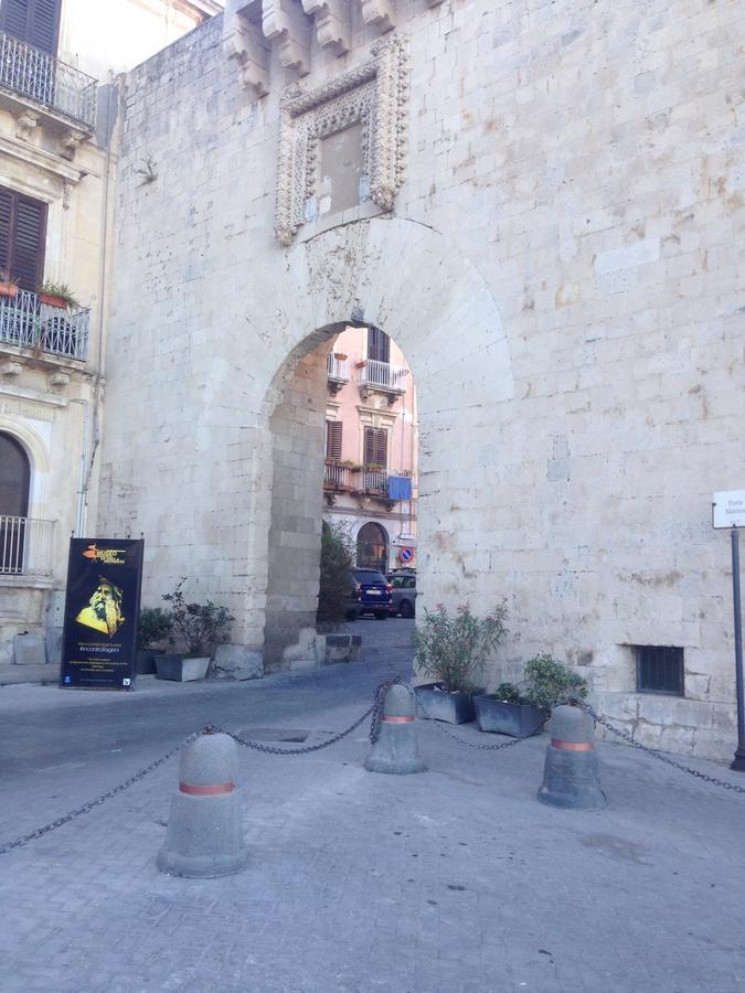 Appartamenti Porta Maris Syracuse Bagian luar foto